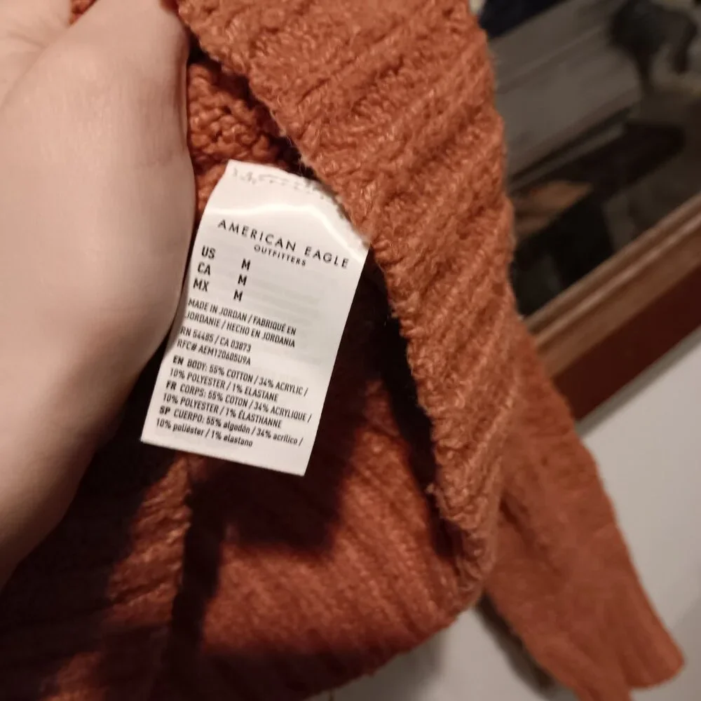 American Eagle sweater size medium - Picture 7 of 7